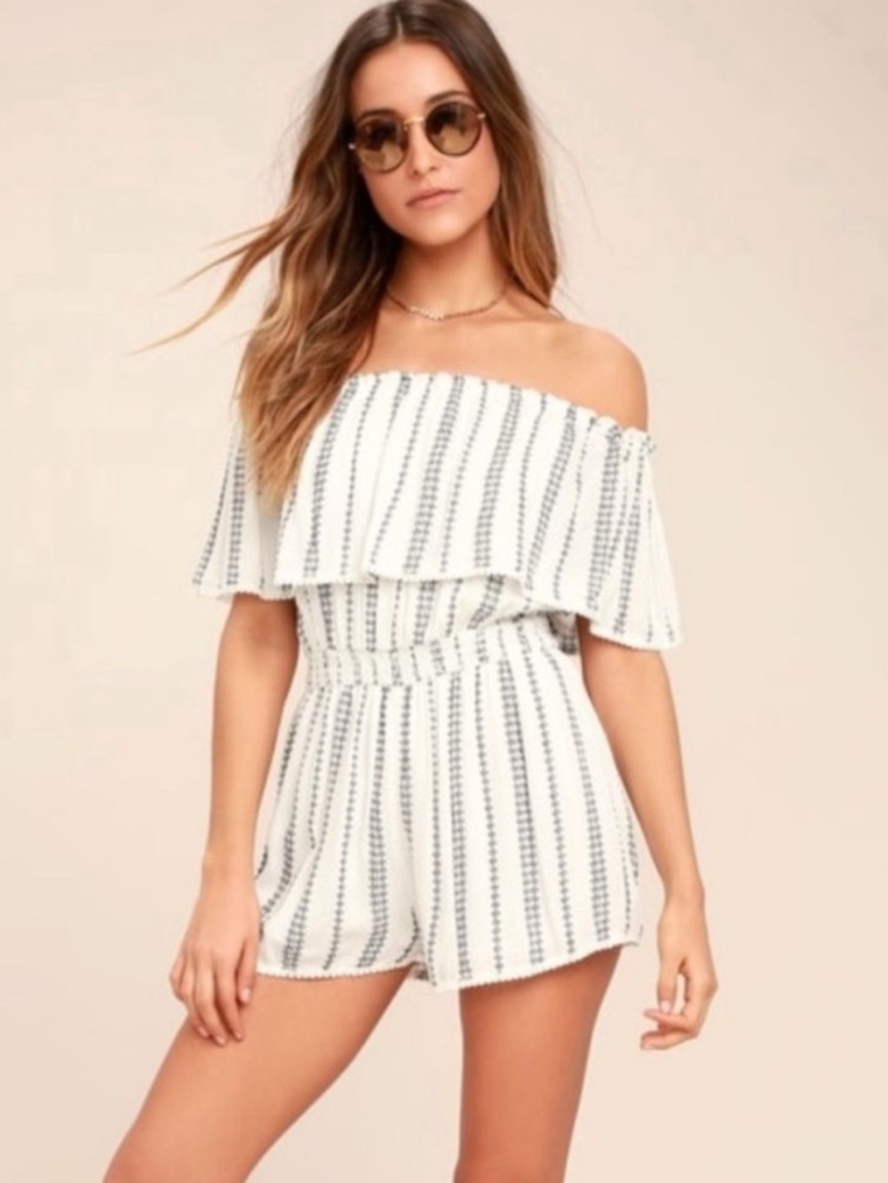 Lulu's See Ya There White On/Off the Shoulder Striped Ruffled Summer Romper XS